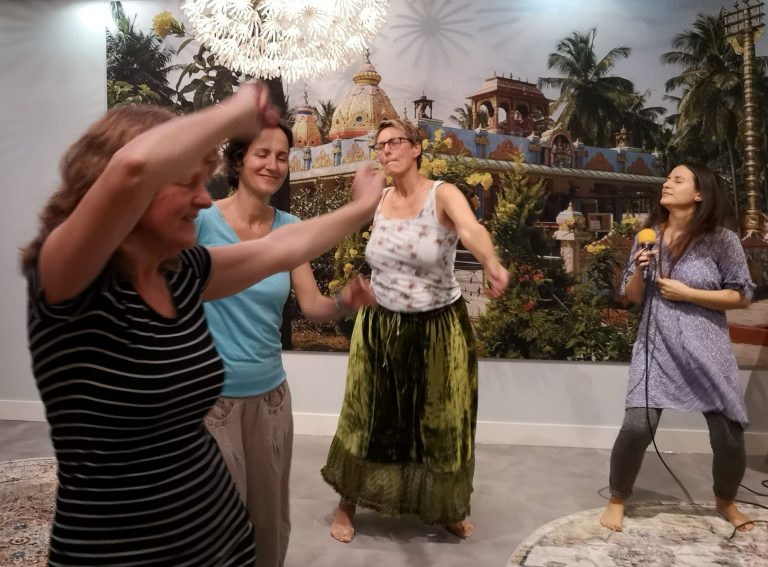 Read more about the article Conscious dancing for the first time in Netherlands